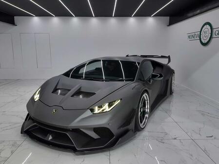 LAMBORGHINI